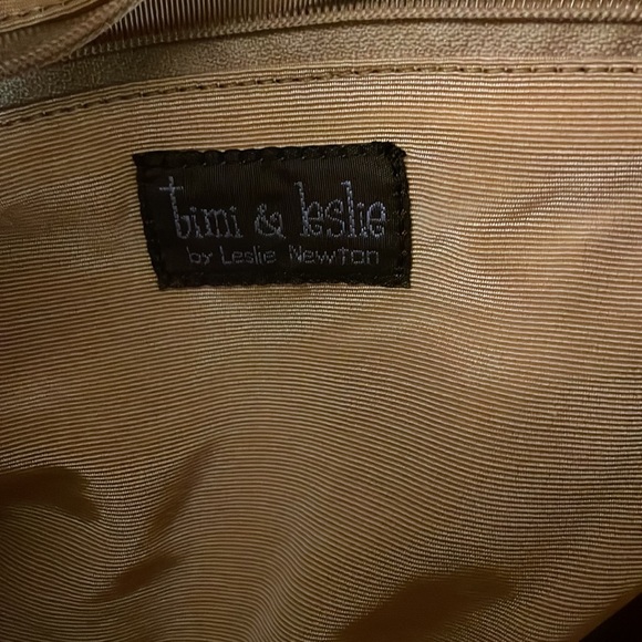 Gold Hobo Purse - Picture 4 of 5